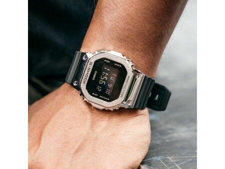 Zegarek Unisex Casio G-Shock GM-5600U-1ER (Ø 43 mm)
