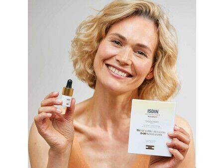 Serum Przeciwstarzeniowe Isdin Isdinceutics Flavo-C Forte Rewitalizujący (5,3 ml)