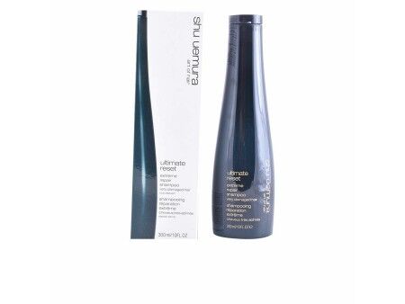 Szampon Shu Uemura Ultimate Reset (300 ml)