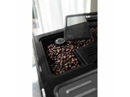 Superautomatyczny ekspres do kawy DeLonghi Czarny 1450 W