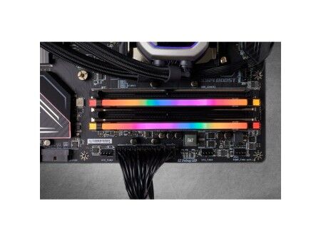 Pamięć RAM Corsair CMW32GX4M2D3600C18 CL18 32 GB