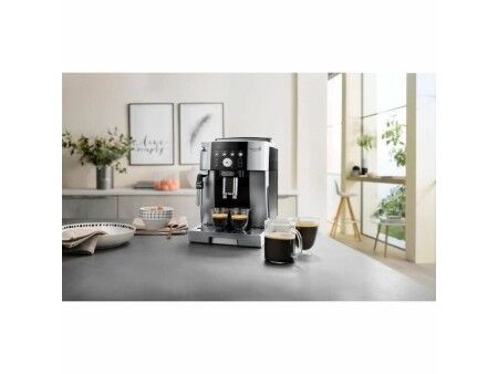 Superautomatyczny ekspres do kawy DeLonghi MAGNIFICA S