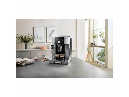 Superautomatyczny ekspres do kawy DeLonghi MAGNIFICA S