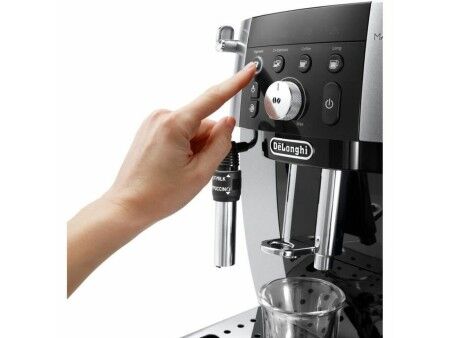 Superautomatyczny ekspres do kawy DeLonghi MAGNIFICA S