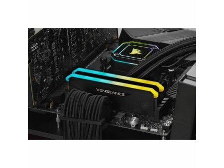 Pamięć RAM Corsair CMG32GX4M2D3600C18 DDR4 DDR4-SDRAM CL18 32 GB