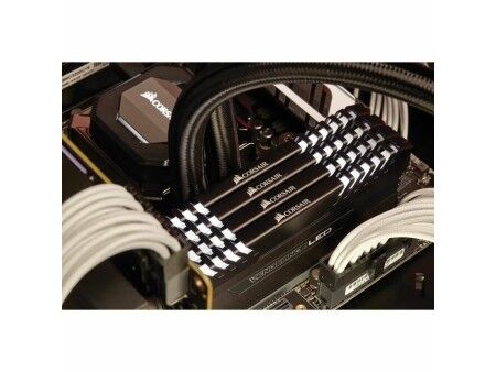 Pamięć RAM Corsair Revenge LED DDR4 64 GB